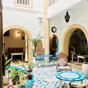 Riad Riad Lalla Zina, Esauira